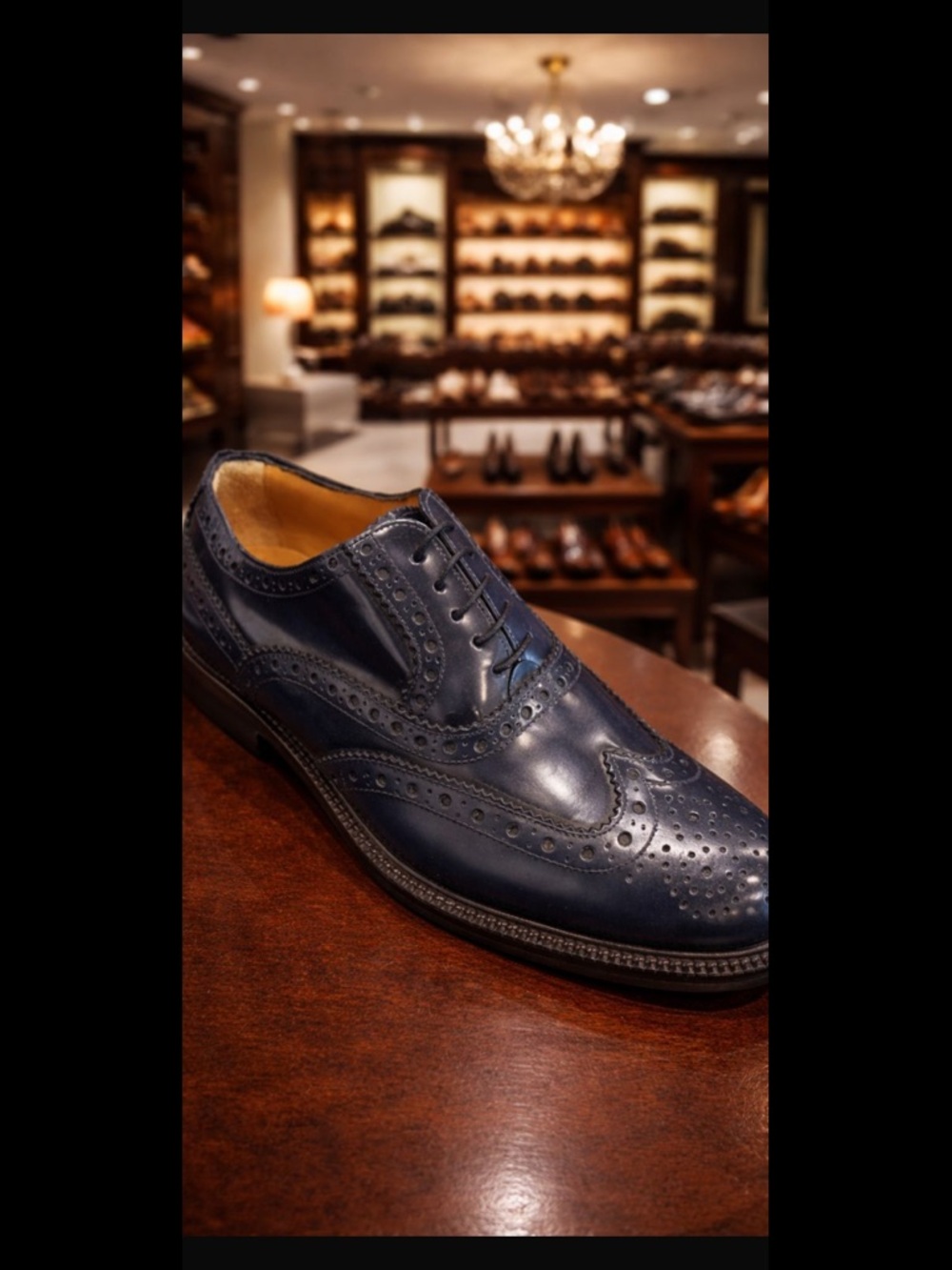 Men's Navy Wingtip Leather Oxford Dress Shoe